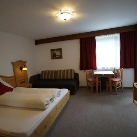 Gaestehaus Aloisia Lägenhet Hippach