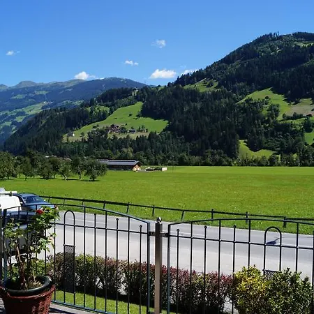 Gaestehaus Aloisia Lägenhet *