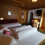Gaestehaus Aloisia Apartamento *